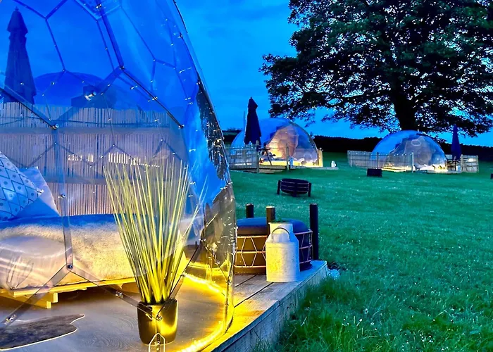 Deerstone Glamping-Boulsworth Hill Dome Hot Tub