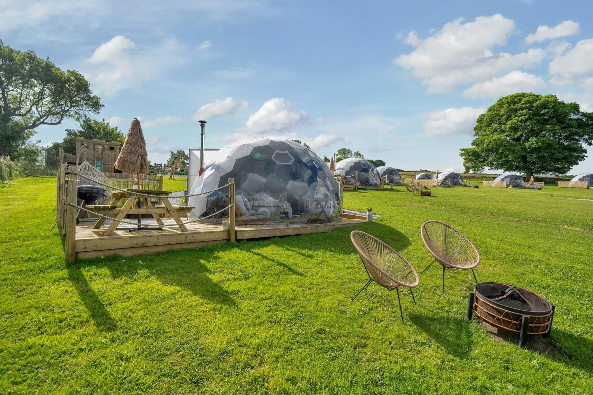 Deerstone Glamping-boulsworth Hill Dome Hot Tub * Earby